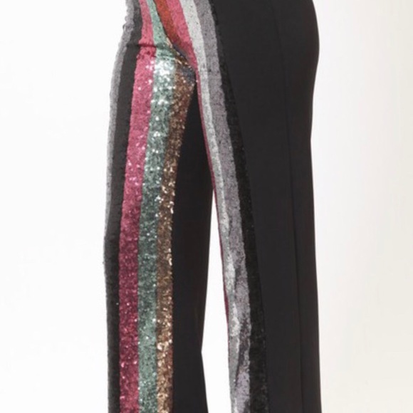 High Waist Pants with sequin detail in front💕💕 - Picture 4 of 4
